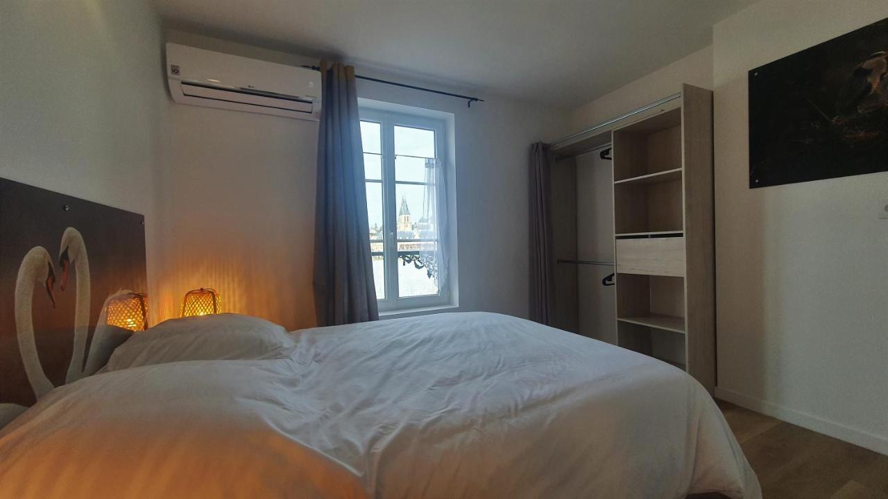 Gites Des Cygnes Vue Sur Loire Et Linge Inclus Blois Exterior photo